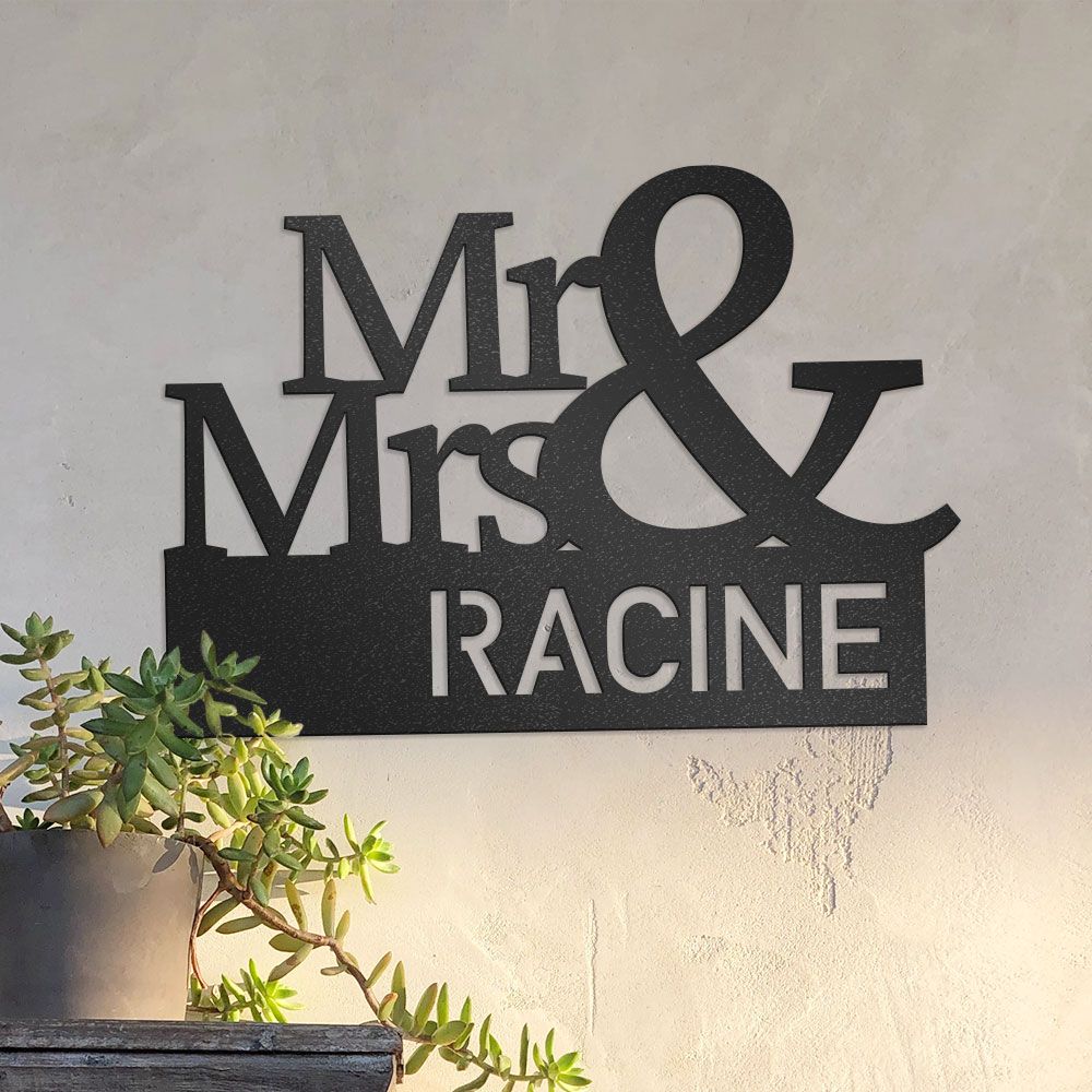 Mr. & Mrs. With Large Ampersand Personalized Metal Wall Art, Custom Family Name Metal Sign On Wall